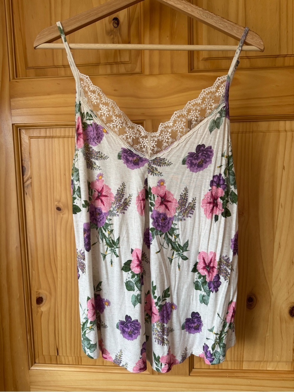 Linen Blend Self Esteem Floral V-neck Lace-Trim Cami size XL